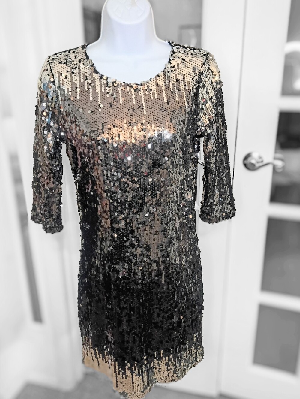 BB Dakota Gradient Sequin Mini Dress Size Medium EUC